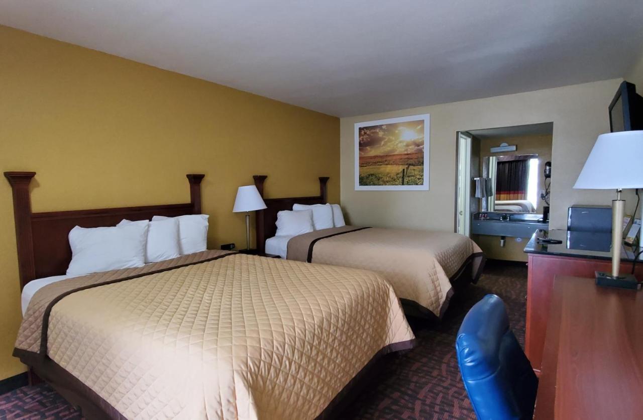 Rodeway Inn Concord Extérieur photo